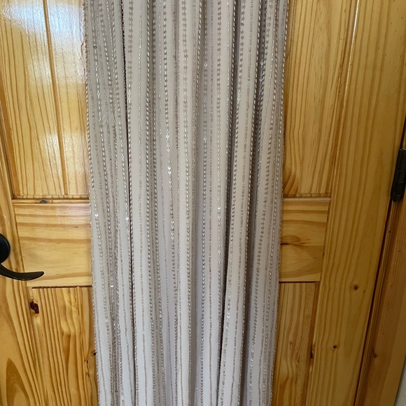 Show me your mumu Michelle flutter maxi dress - Picture 4 of 5